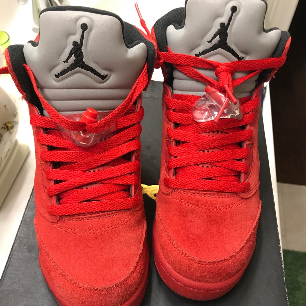 Jordan 5 "Red Suede"